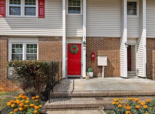 587 Winding Creek Rd APT C, Fayetteville, NC 28305