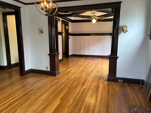 3551 Victor St Floor 3, Saint Louis, MO 63104