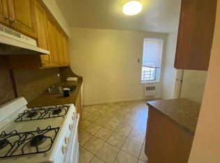 162-07 Highland Ave #6H, Jamaica, NY 11432