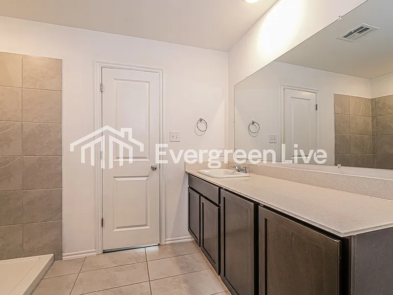 10900 SW 22nd St — Photo 10