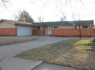 3412 Shadybrook Dr, Midwest City, OK 73110