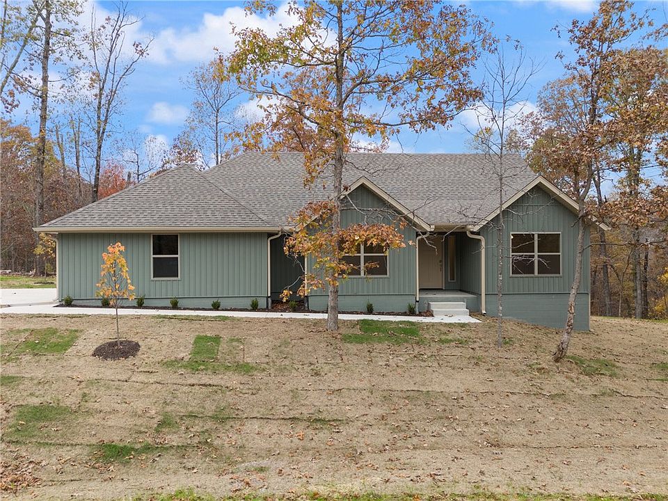 1st image of 13 Downham Ln