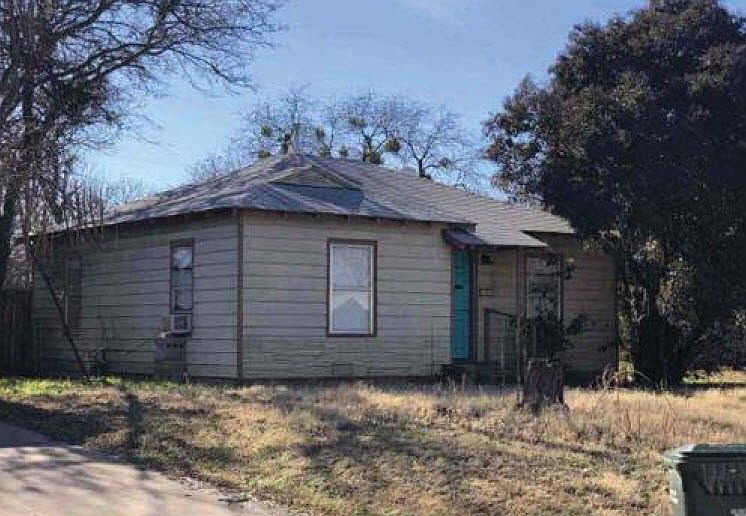 1st image of 3181 S 12th St