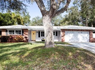 11955 70th Ave, Seminole, FL 33772