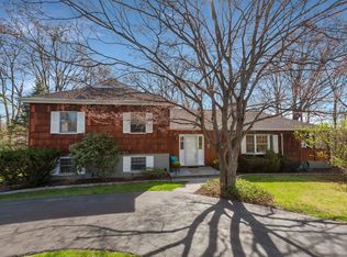 2918 Mead St, Yorktown Heights, NY 10598