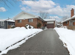 70 Lavington Dr, Toronto, ON M9R 2H4