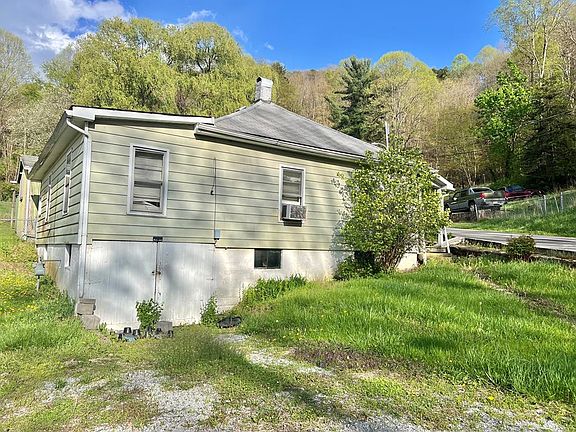 100 & 101 Square St, Bluefield, VA 24605 | MLS #53074 | Zillow