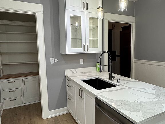 4th image of 2990 S Wentworth Ave