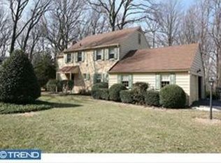 572 Mount View Rd, Berwyn, PA 19312