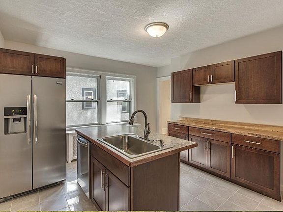 Recently remodeled kitchen & appliances.