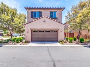 3671 E Hickory Ln, Chandler, AZ 85286