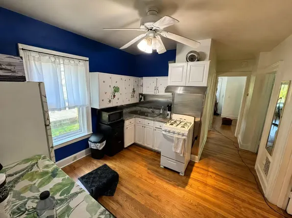 1326 Madison St Floor 2, Syracuse, NY 13210