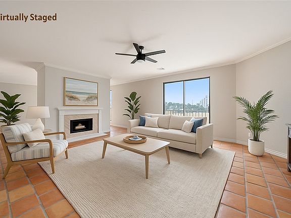 4th image of 520 S Chaparral St APT 1
