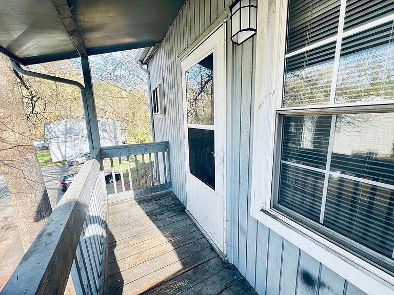 1200 Craigmont Dr — Photo 20