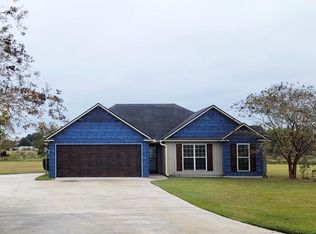 21 Annie Dr, Lakeland, GA 31635