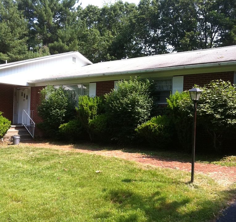 2nd image of 12 Marys Ln