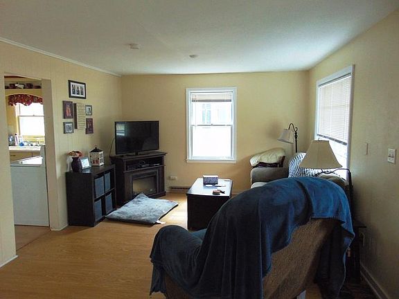 2nd image of 1611 N 21st St