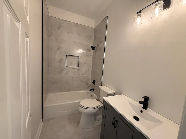 124 Sheryl Ct — Photo 7