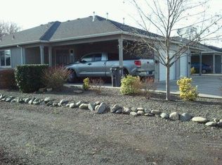 357 N 7th St, Central Point, OR 97502