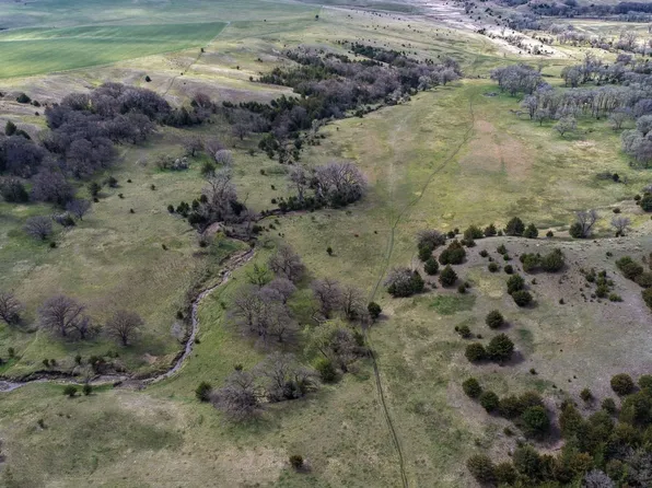 34874 299th St, Herrick, SD 57538