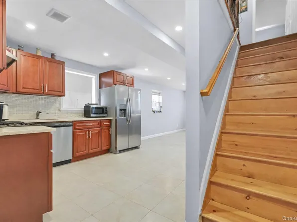 99-71 164th Avenue, Howard Beach, NY 11414
