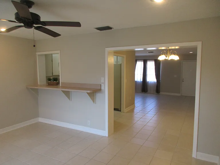2888 Indianwood Dr — Photo 8