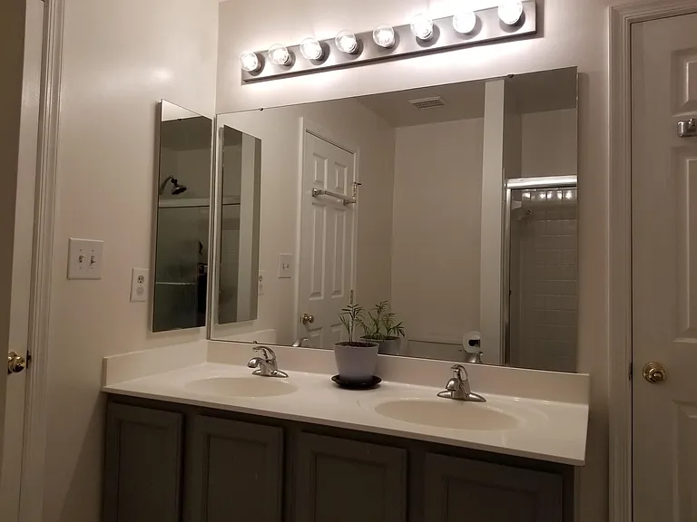 Main bathroom shared by primary bedroom and 2nd bedroom.