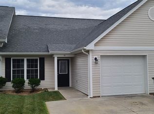 18 Paige Dr, Staunton, VA 24401