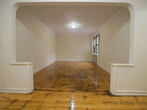 2nd image of 170 Hawthorne St APT 3F
