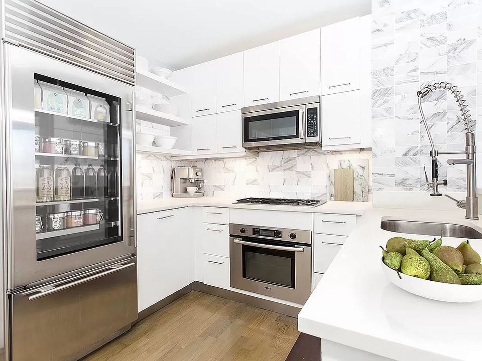 1st image of 635 W 42nd St APT 12B