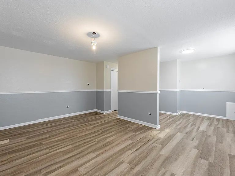 5508 W 55th St #1 — Photo 8