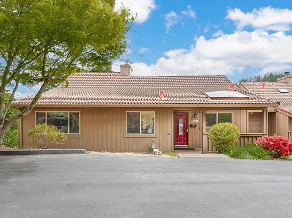 4 Oak Forest Lane, Santa Rosa, CA 95409