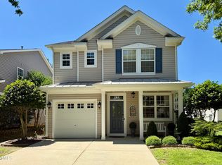 137 Palmdale Ct, Holly Springs, NC 27540