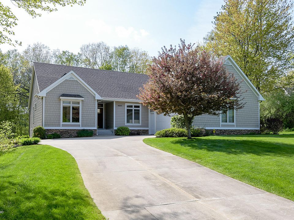 1st image of 4641 Cottagewood Cir