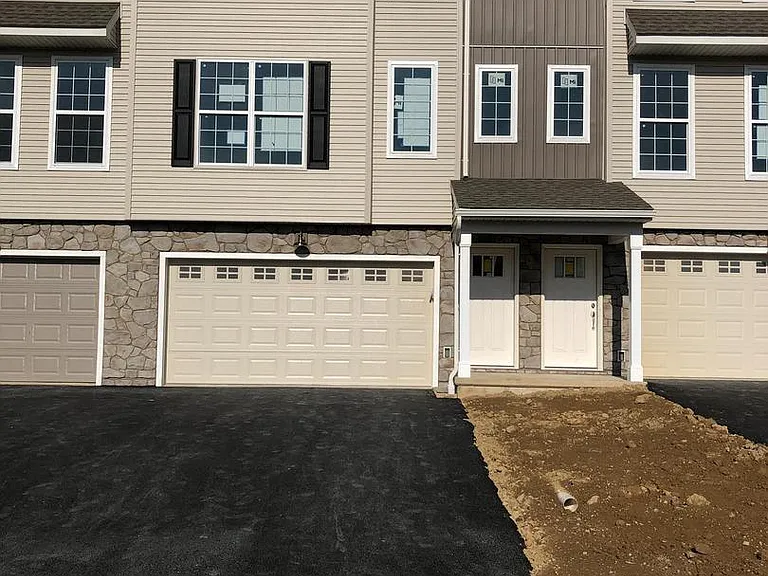 1870 Shady Ln #337 — Photo 9