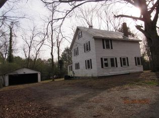 354 Whiting Creek Rd, Locust Hill, VA 23092