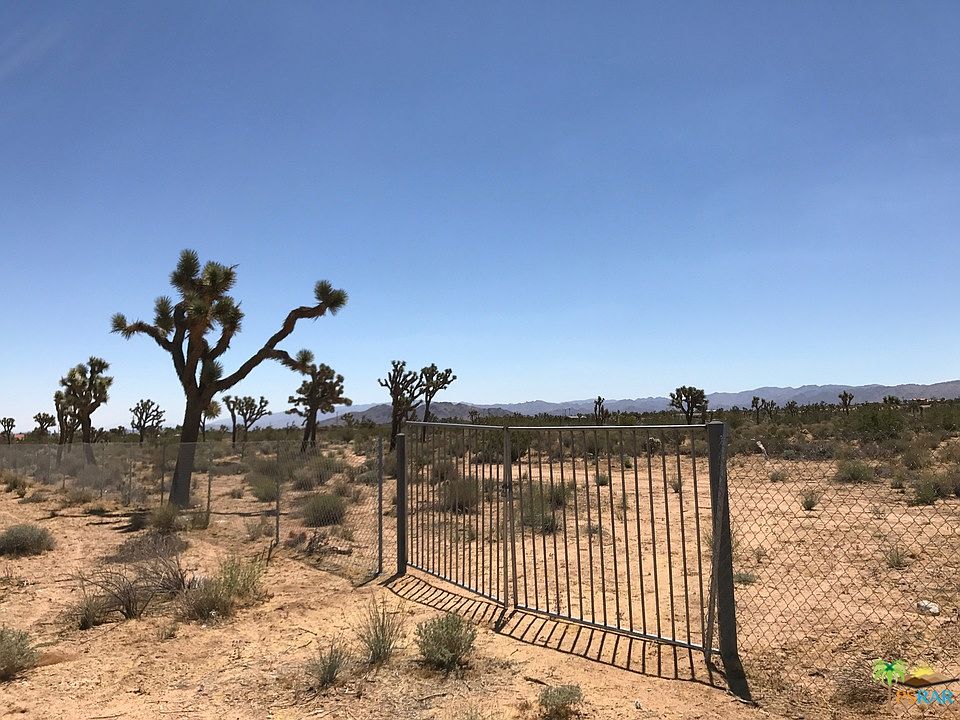 1st image of 57881 La Brisa Dr #0