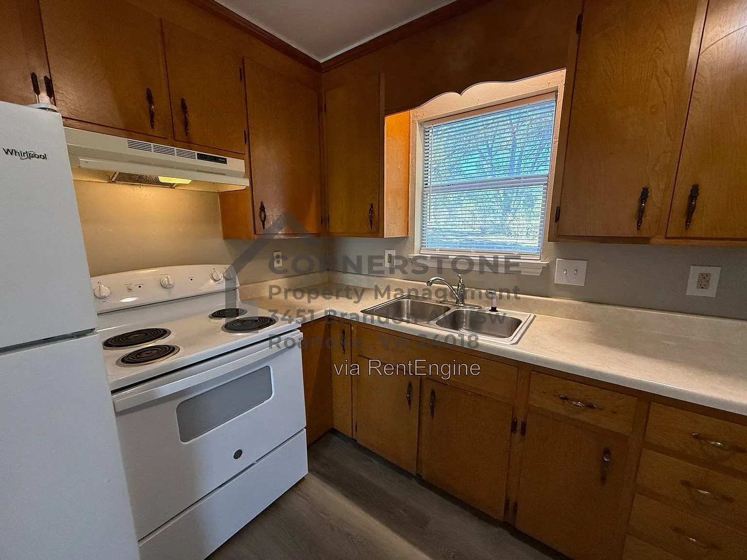 2 bed, 1.0 bath, 872 sqft, $1,290 — Photo 3