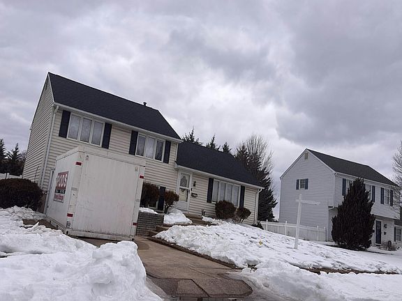 3rd image of 225 Sharrow Vale Rd