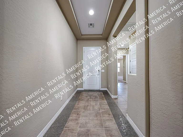 3325 E Coconino Dr — Photo 36