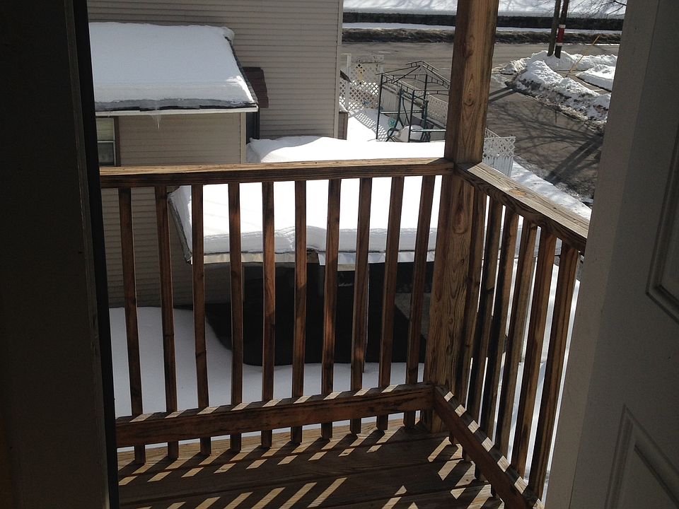 1st image of 59 Roberts St #2