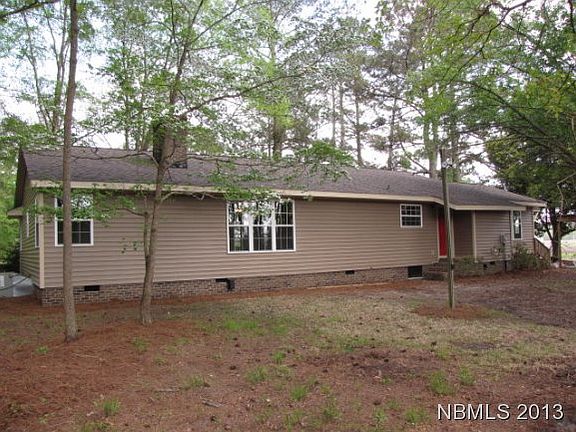 3rd image of 707 Orchard Ln