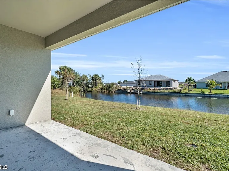 526 NW 9th St — Photo 30