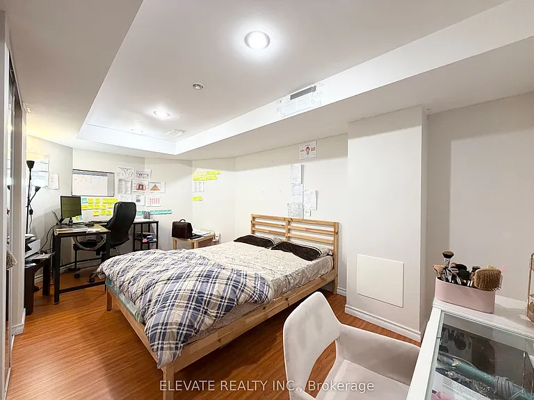 1556 Princelea Pl — Photo 9