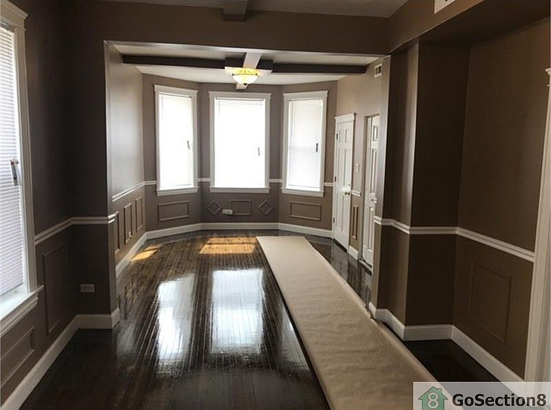 1st image of 1220 W 52nd St APT 1