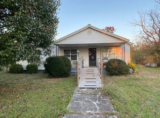 65 Finney Rd, Batesville, AR 72501