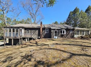 38 Beach Ave, Sturbridge, MA 01566