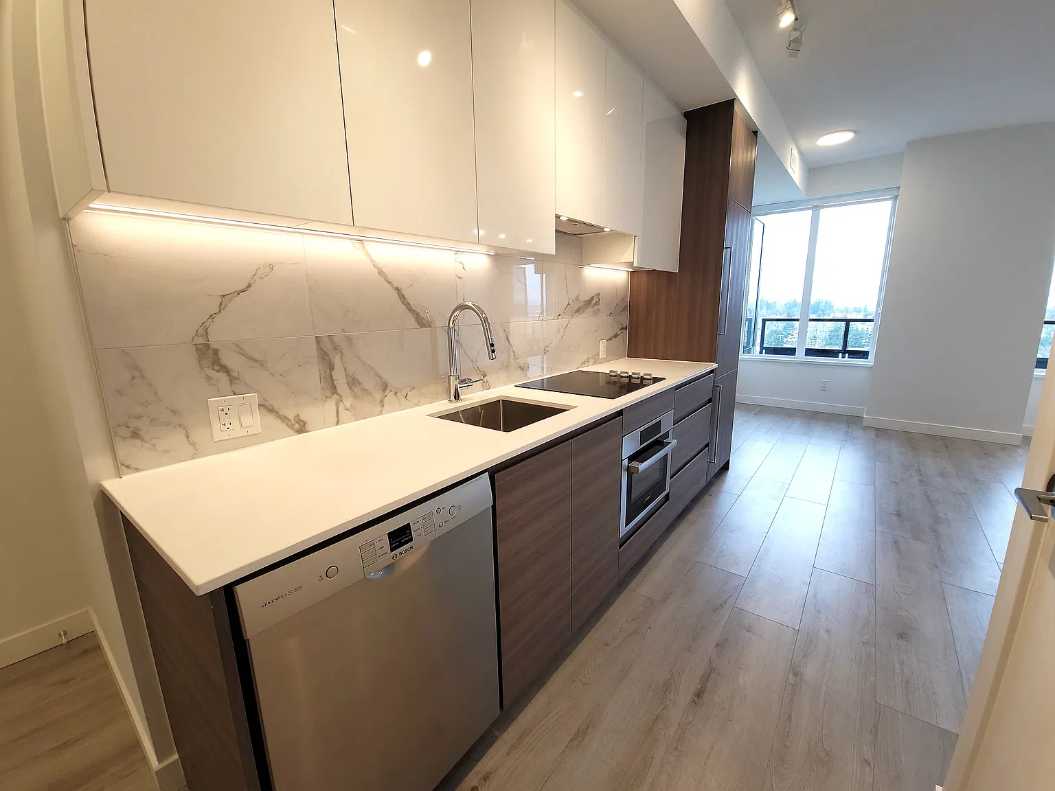 Studio, 390 sqft, $1,500 — Photo 2