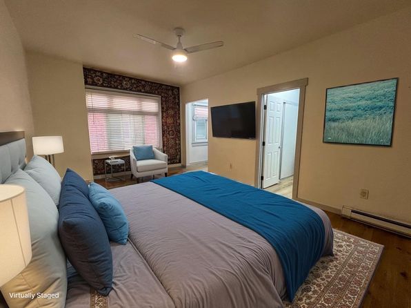 00-319 N Elm Ave #204