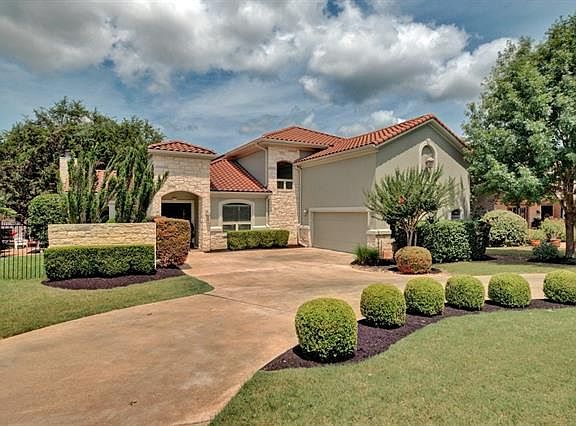 4th image of 135 The Hills Dr